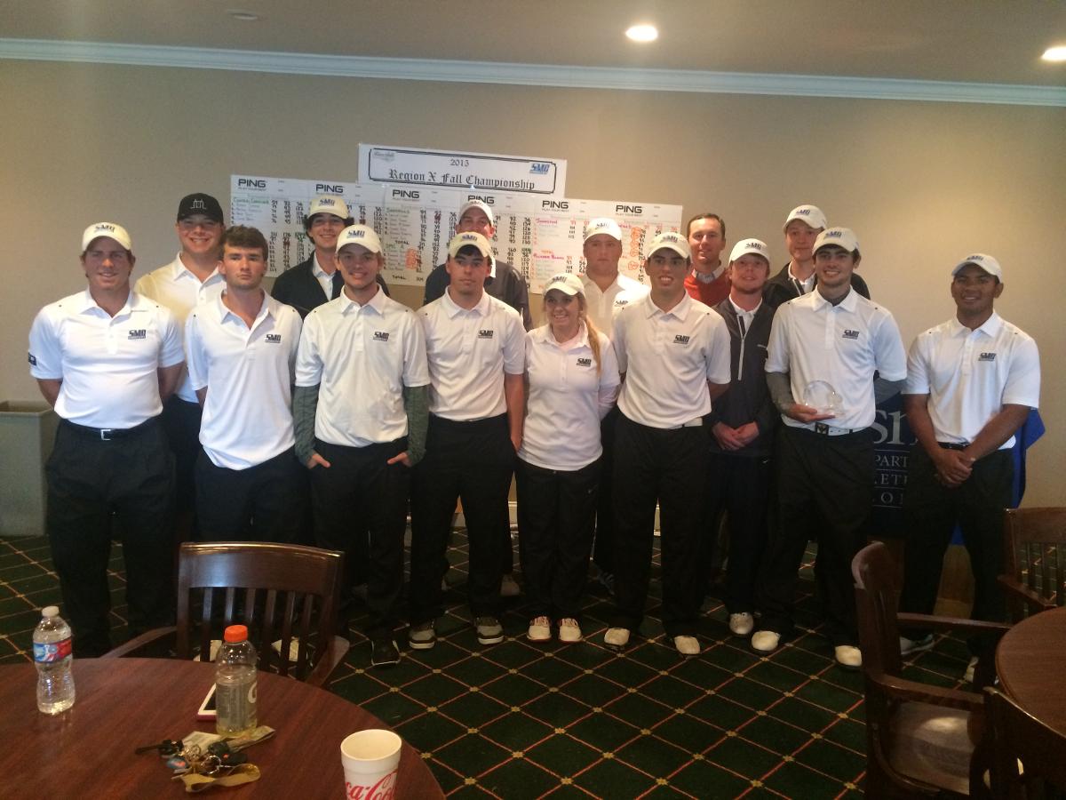 Men's Golf wins fall Region X Championship