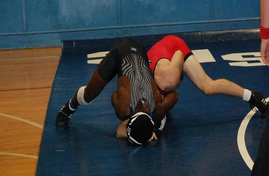 Wrestling falls in tight match on the road 29-24