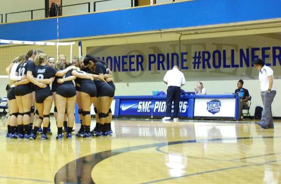 Volleyball sweeps USC Lancaster