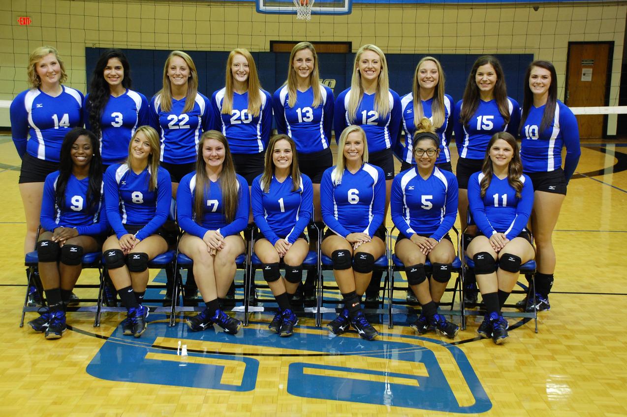 Volleyball wins three in Pioneer Classic