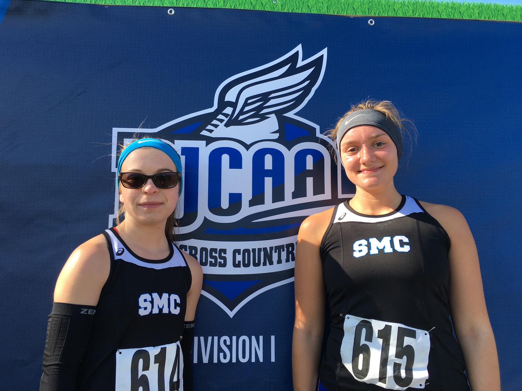 Pioneer Morgan Kitts and Madison Chesney race at 2018 NJCAA Div. I XC Nationals