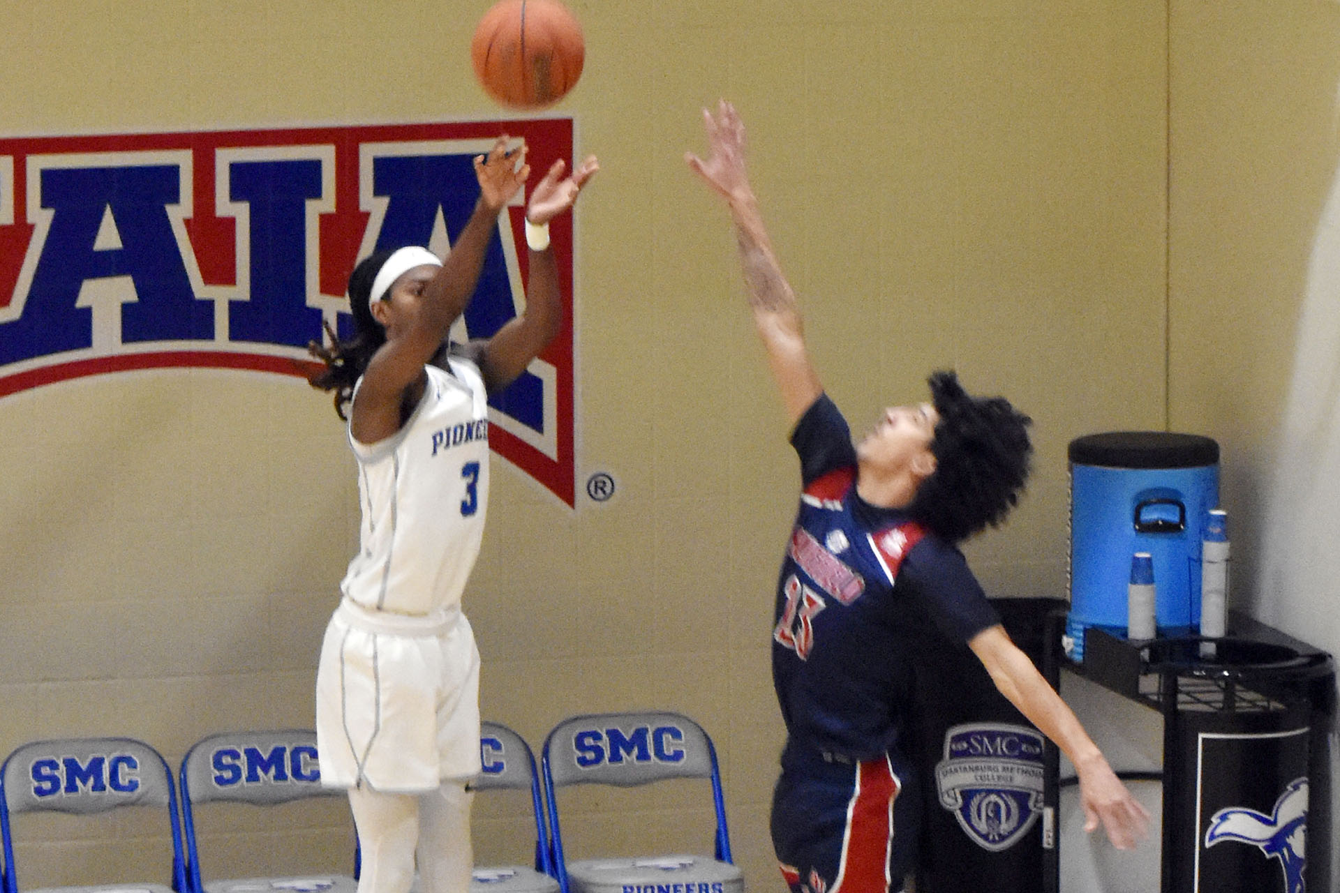 Bryan Bayonne scored in double figures for the 13th time and recorded his second double double of the season with a 17 point, 10-rebound effort in a 106-75 win over Bluefield on Friday.

Photo by Marc Mixtega