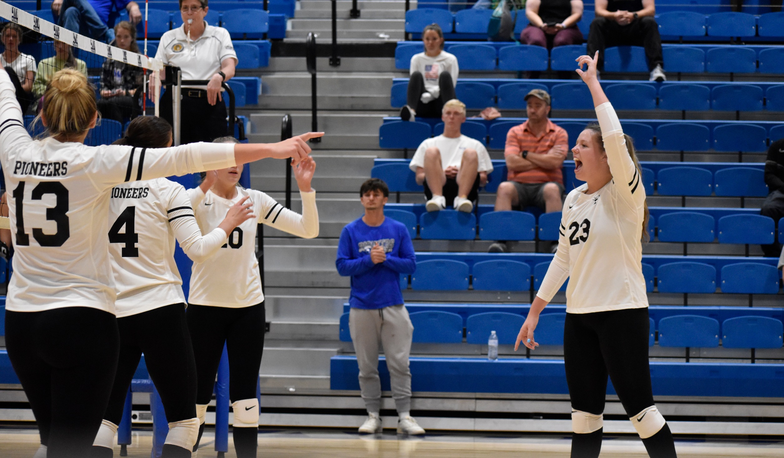 Volleyball Is Back On Top After A Win Against USC Sumter