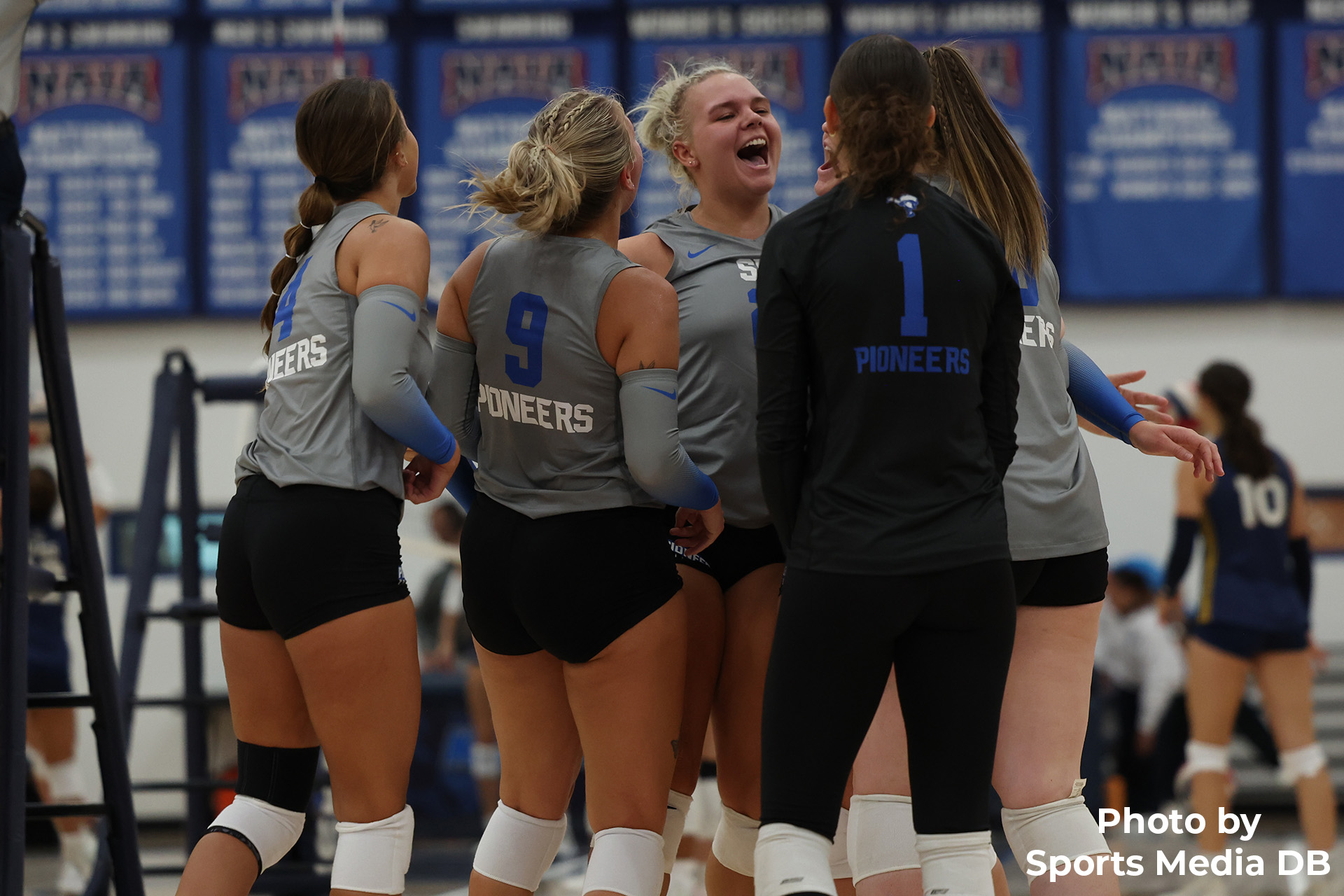 SMC Volleyball Picks Up Record-Setting Win